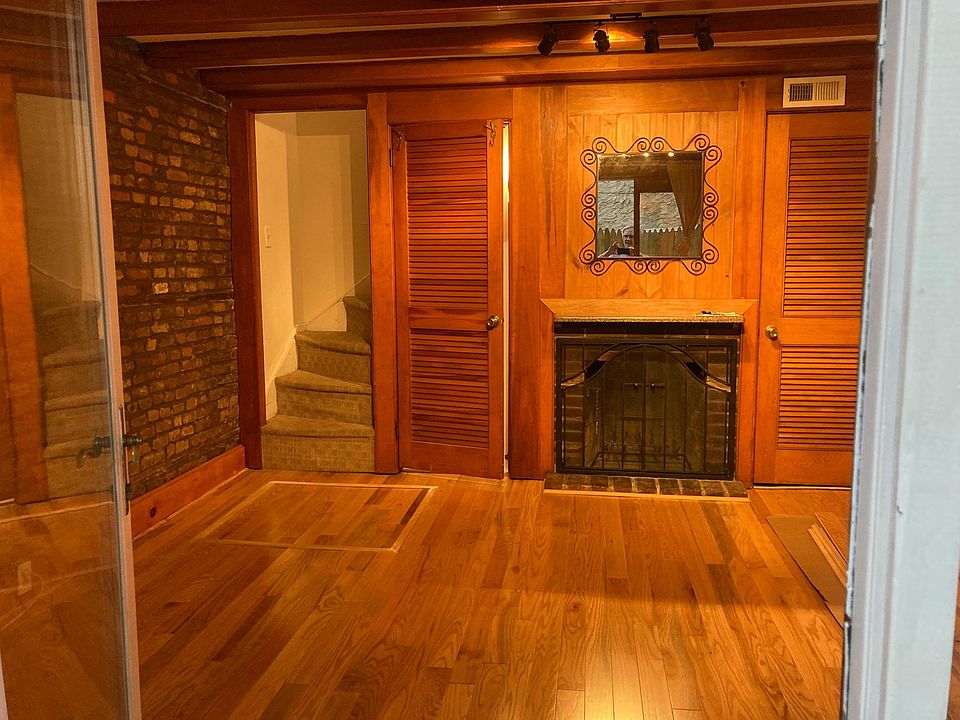 First floor Oak hardwood floor.