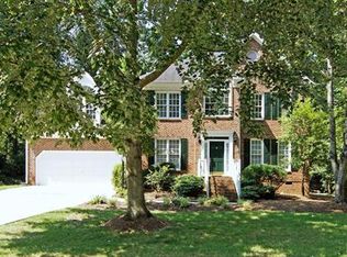 101 Kettering Ln, Cary, NC 27511