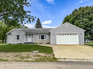 202 W Spring St, Lawler, IA 52154
