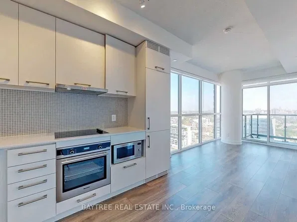 87 Peter St Unit 2506, Toronto, ON M5V 2G4