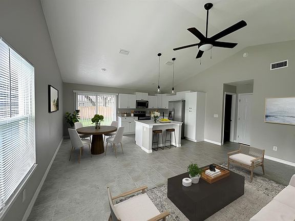 2nd image of 1809 IROQUOIS DRIVE