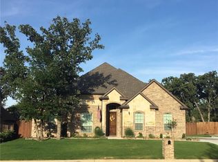 1236 Tradewind Cir, Azle, TX 76020