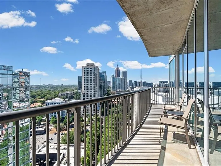 1080 Peachtree St NE #2110 — Photo 13