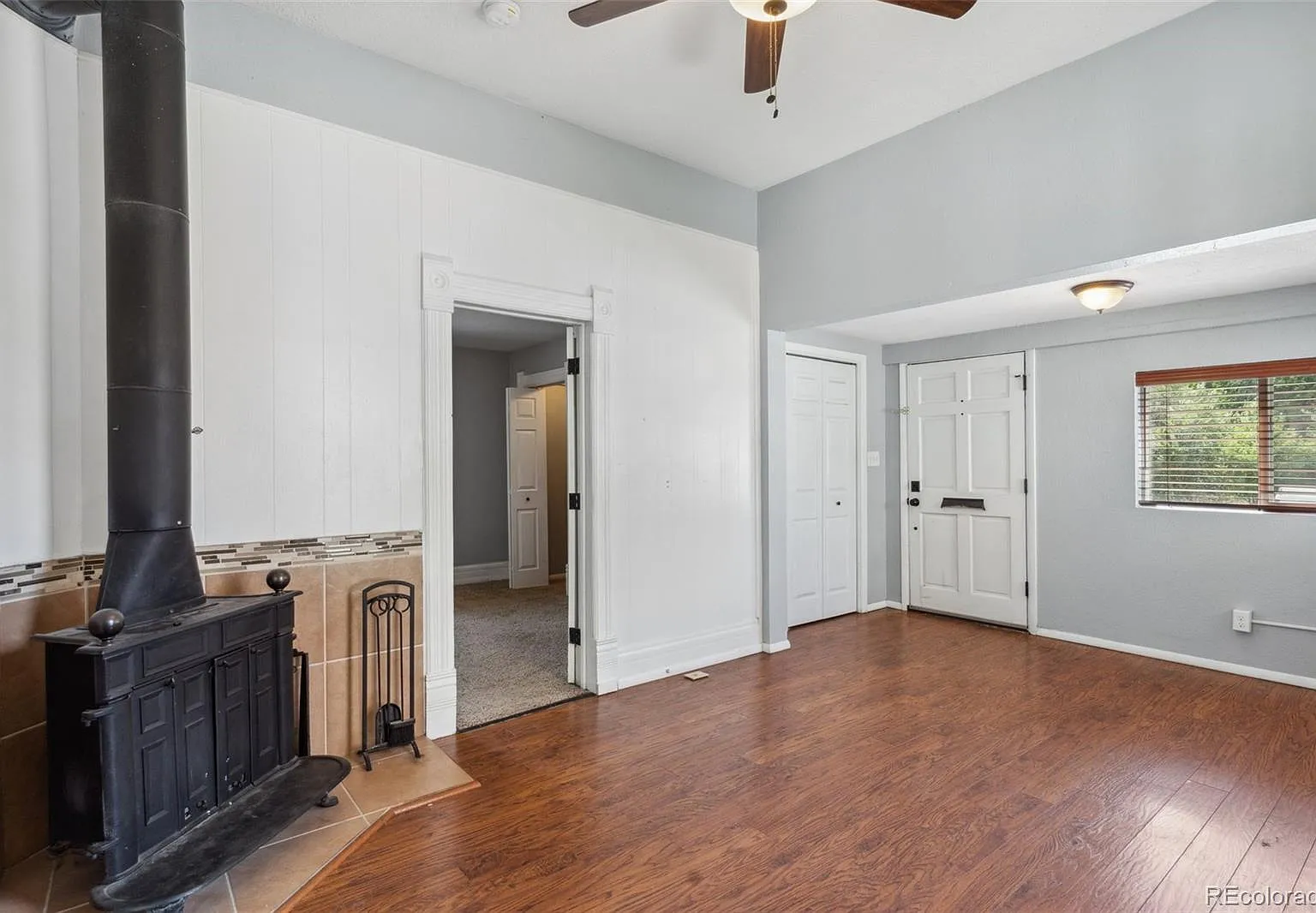 2 bed, 2.0 bath, 998 sqft, $1,895 — Photo 4