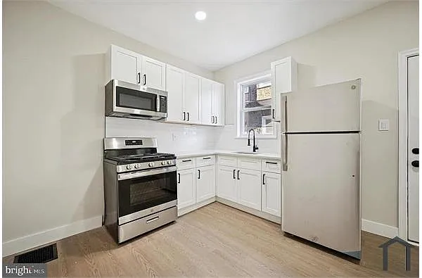 Building Photo - 75 E High St #2