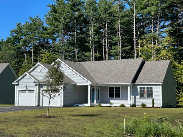 21 Juliana Avenue, Nashua, NH 03064