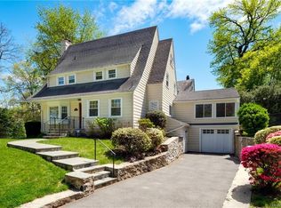 1 Circle Hill Rd, Pelham, NY 10803