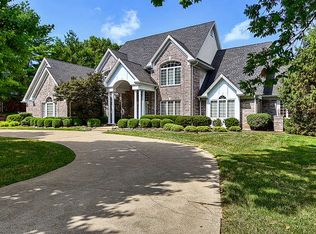 2115 Kehrspoint Dr, Chesterfield, MO 63005