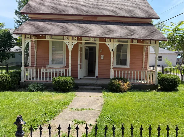 1014 Lincoln St, Anderson, IN 46016
