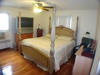 5th image of 184 Vincent Dr