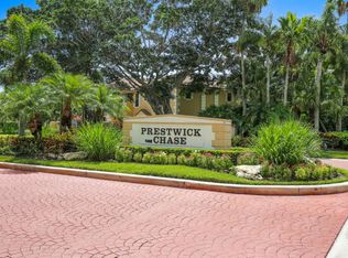 358 Prestwick Cir APT 3, Palm Beach Gardens, FL 33418