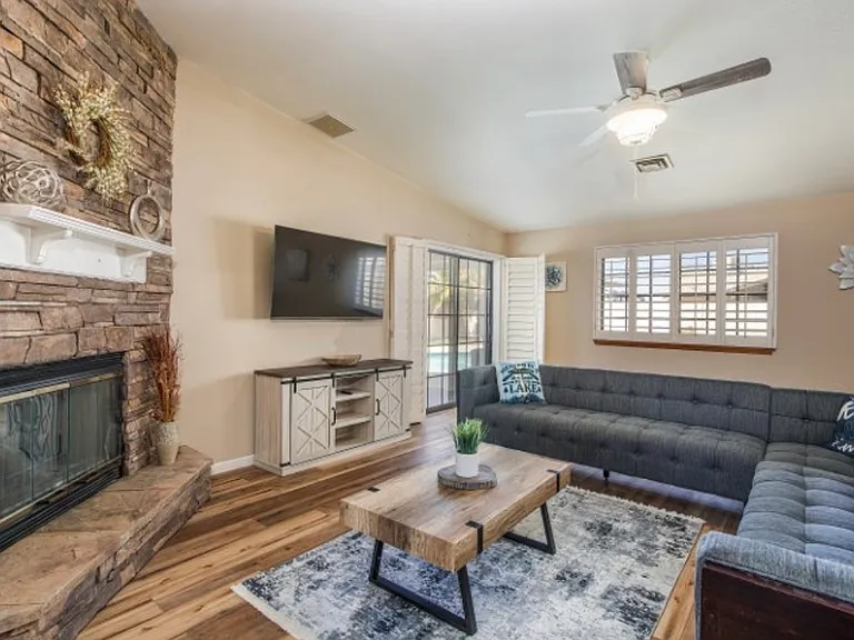 2045 Chip Dr — Photo 7