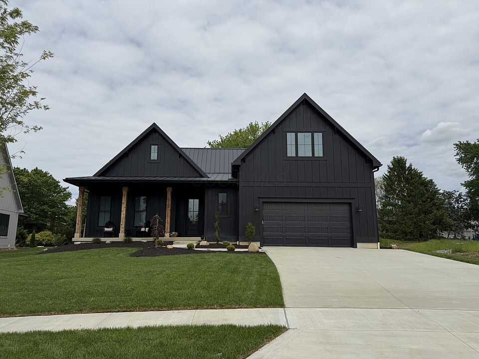 1st image of 324 Myrtle Dr