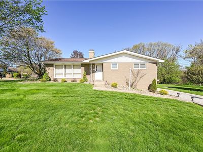 626 Woodburn Ln, Greensburg, PA, 15601