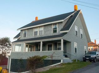 5 Salt Island Rd, Gloucester, MA 01930