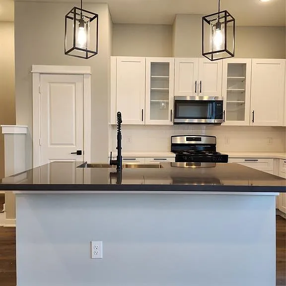 6714 Parker Grove Ln — Photo 10