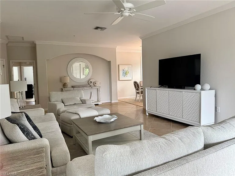 9498 Napoli Ln #201 — Photo 47