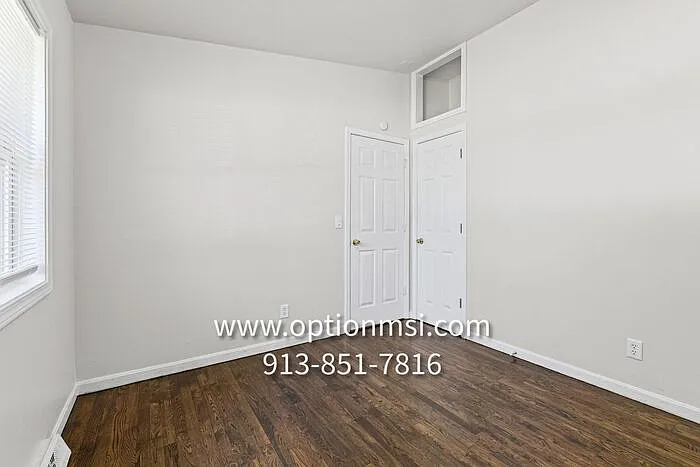 403 Shawn Dr — Photo 12