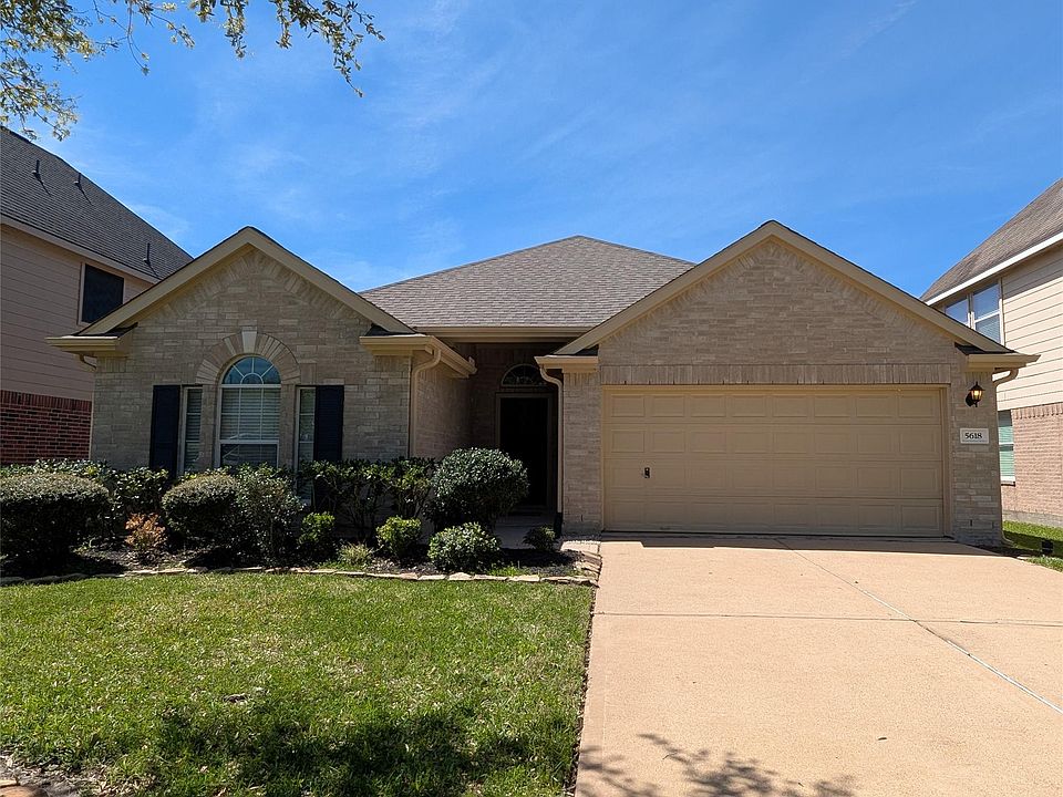 1st image of 5618 Savannah Woods Ln