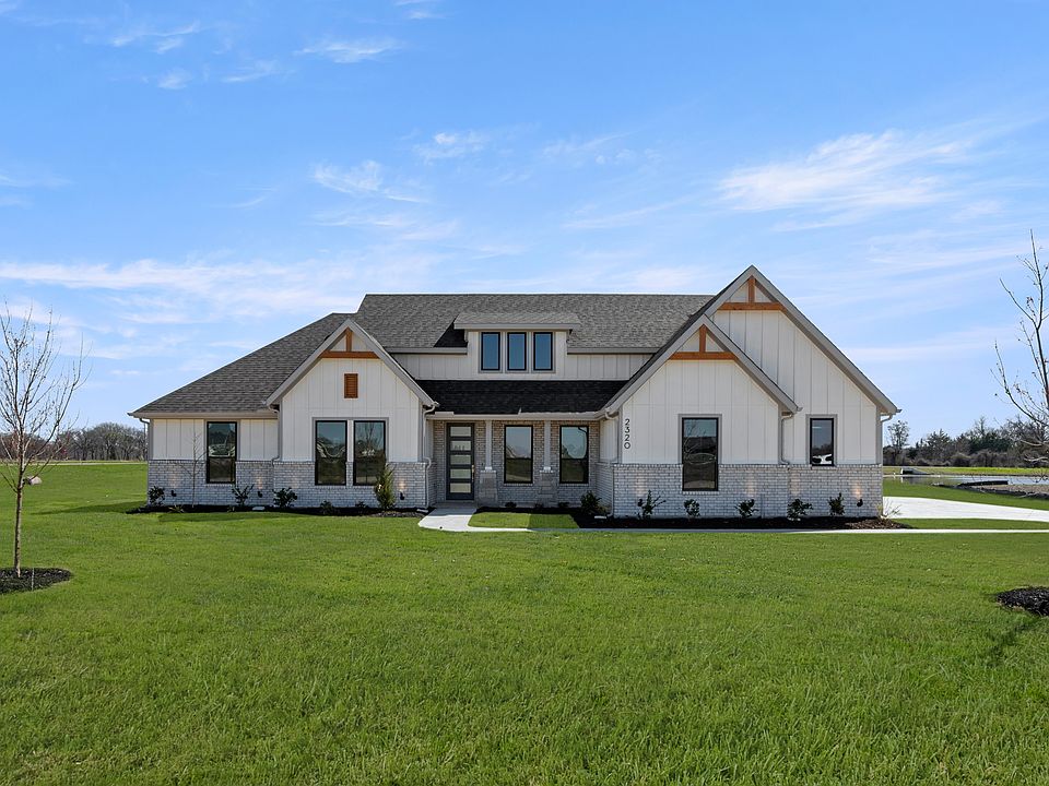 1st image of 2320 Oak Knoll Dr