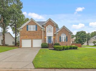 402 Rolling Pines Ln, Duncan, SC 29334