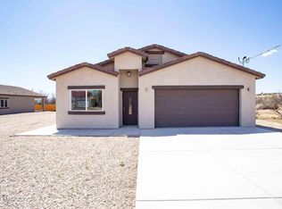 1842 Isabel Ct, Rio Rico, AZ 85648