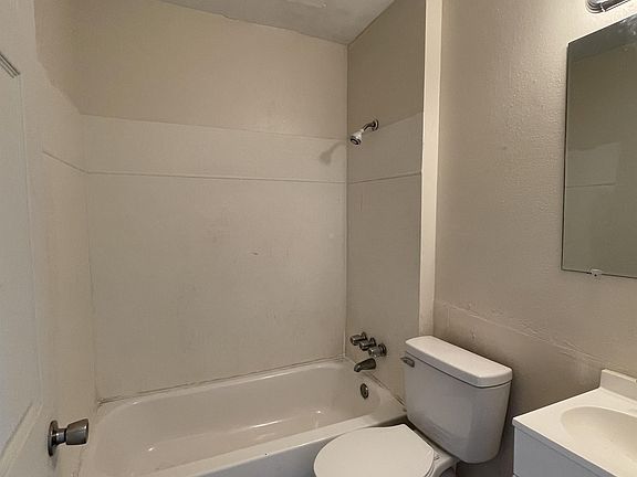 4th image of 113 Washington Ave