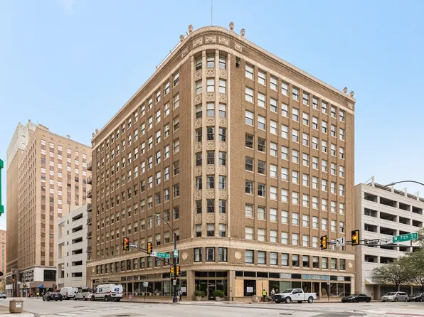 411 W 7th St APT 605, Fort Worth, TX 76102