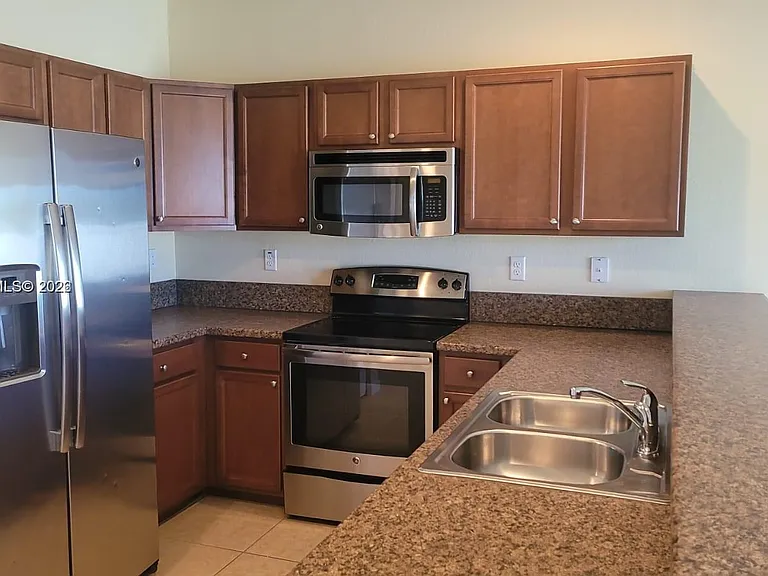3537 W 89th Pl #NA — Photo 8