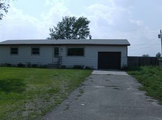 117 Larson Ln, Holcomb, KS 67851