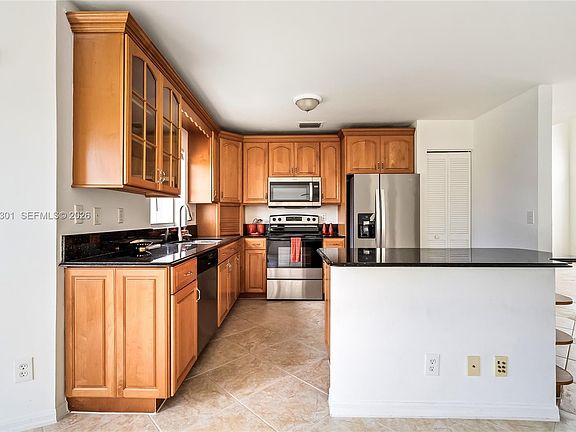 5th image of 7718 Bristol Bay Ln