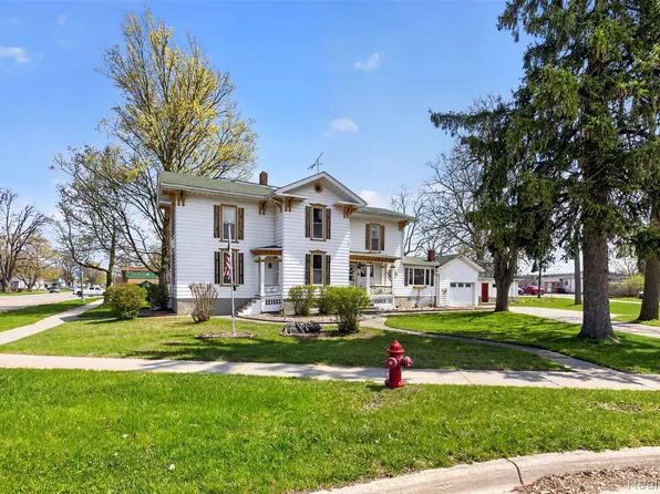 116 E Main St, Otisville, MI 48463