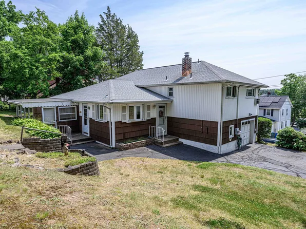 18 Savoy Street, Hamden, CT 06514