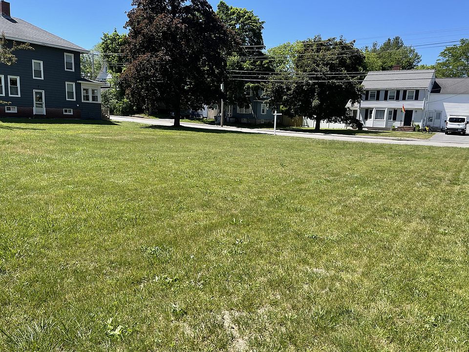 2nd image of 140 Spring St Lot 3