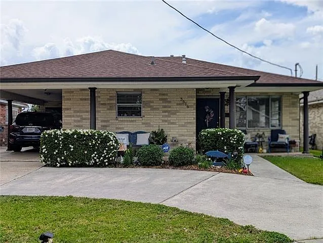 3516 Clearview Pkwy