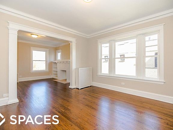 4th image of 1435 W Carmen Ave #3F
