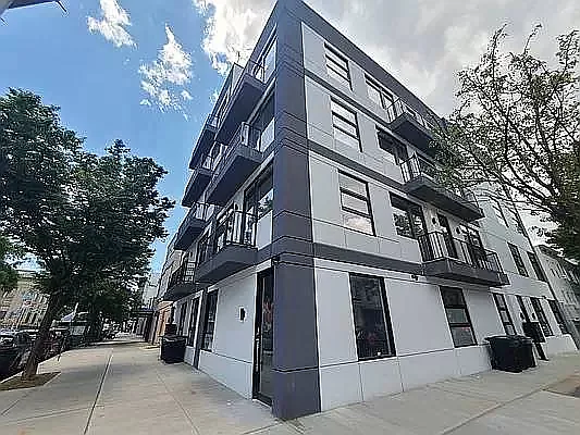 Rented by Dwelling NY Realty Inc | media 14