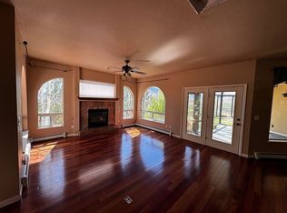 47 Locust Way, Parachute, CO 81635