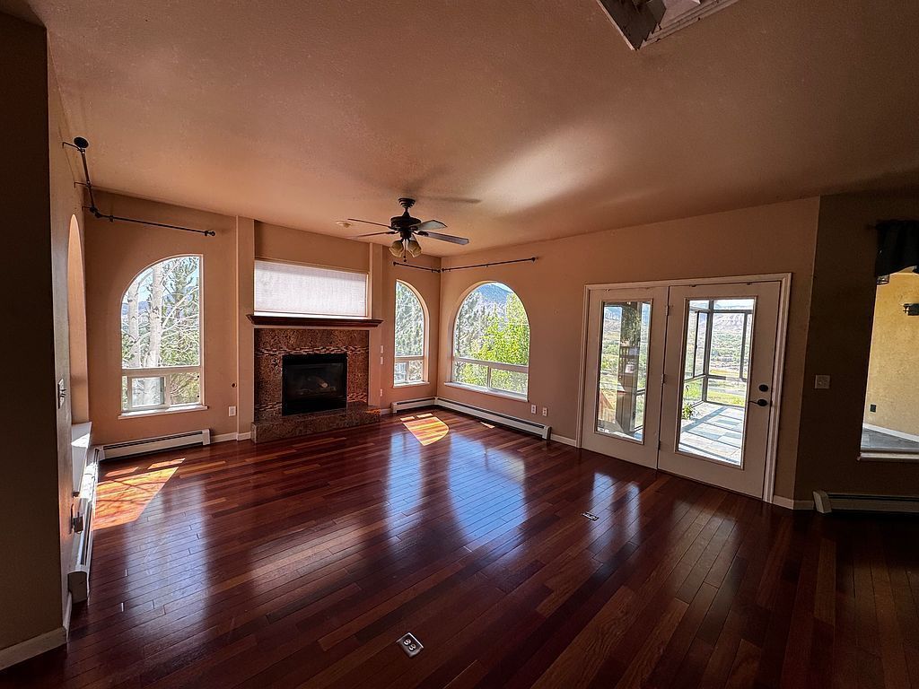 47 Locust Way - Property Image