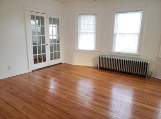 211 Grandview Ter #2, Hartford, CT 06114