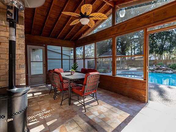 4th image of 18103 Fireside Dr