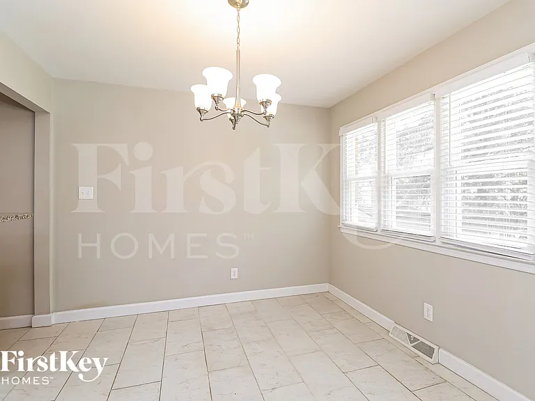 184 Fremont Loop — Photo 6
