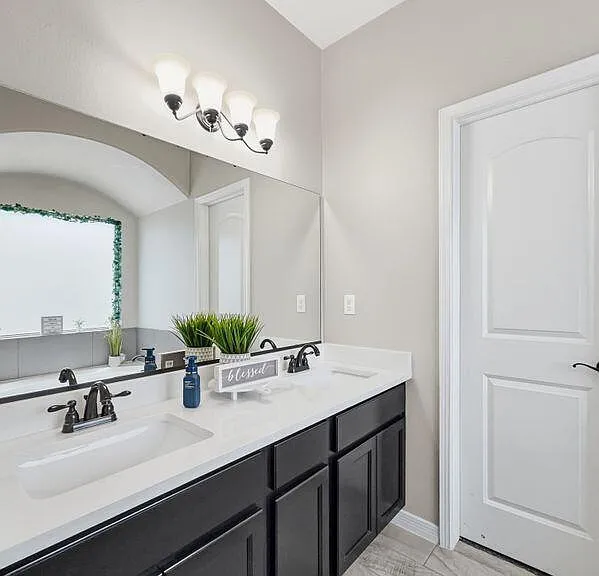 13655 Stonor Ct — Photo 19