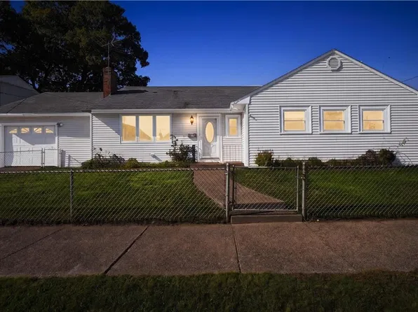 349 Williston Way, Pawtucket, RI 02861