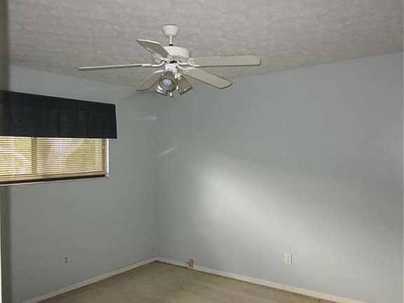 5th image of 8714 Jasmine Pond Dr
