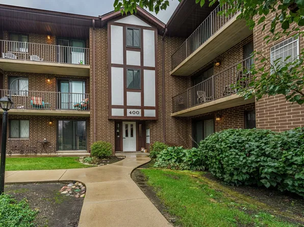 915 N York St APT 404, Elmhurst, IL 60126