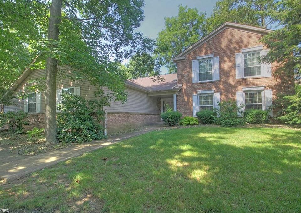 1st image of 7632 Huntington Dr #7632
