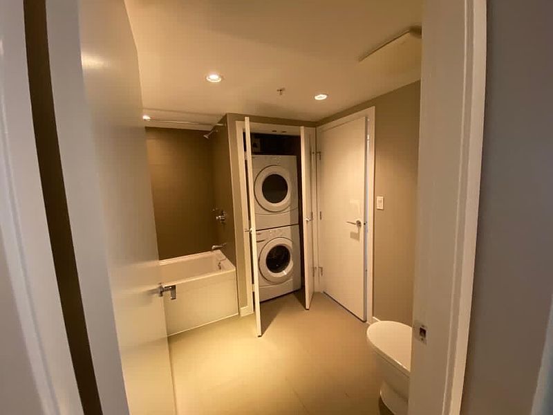 North Vancouver Apartment for rent - 1 Bedroom — photo 6