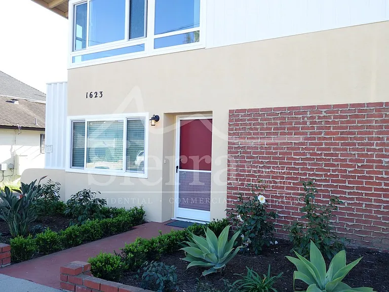 1623 Garden St #1 — Photo 8