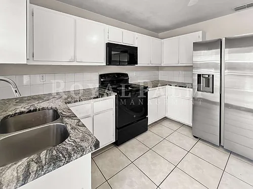 2704 Owen Ave Photo 1